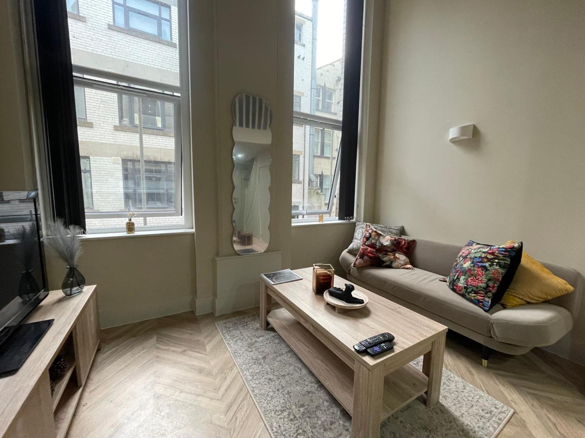 Luxury Mezzanine Apartment In Central Leeds Central Station ภายนอก รูปภาพ