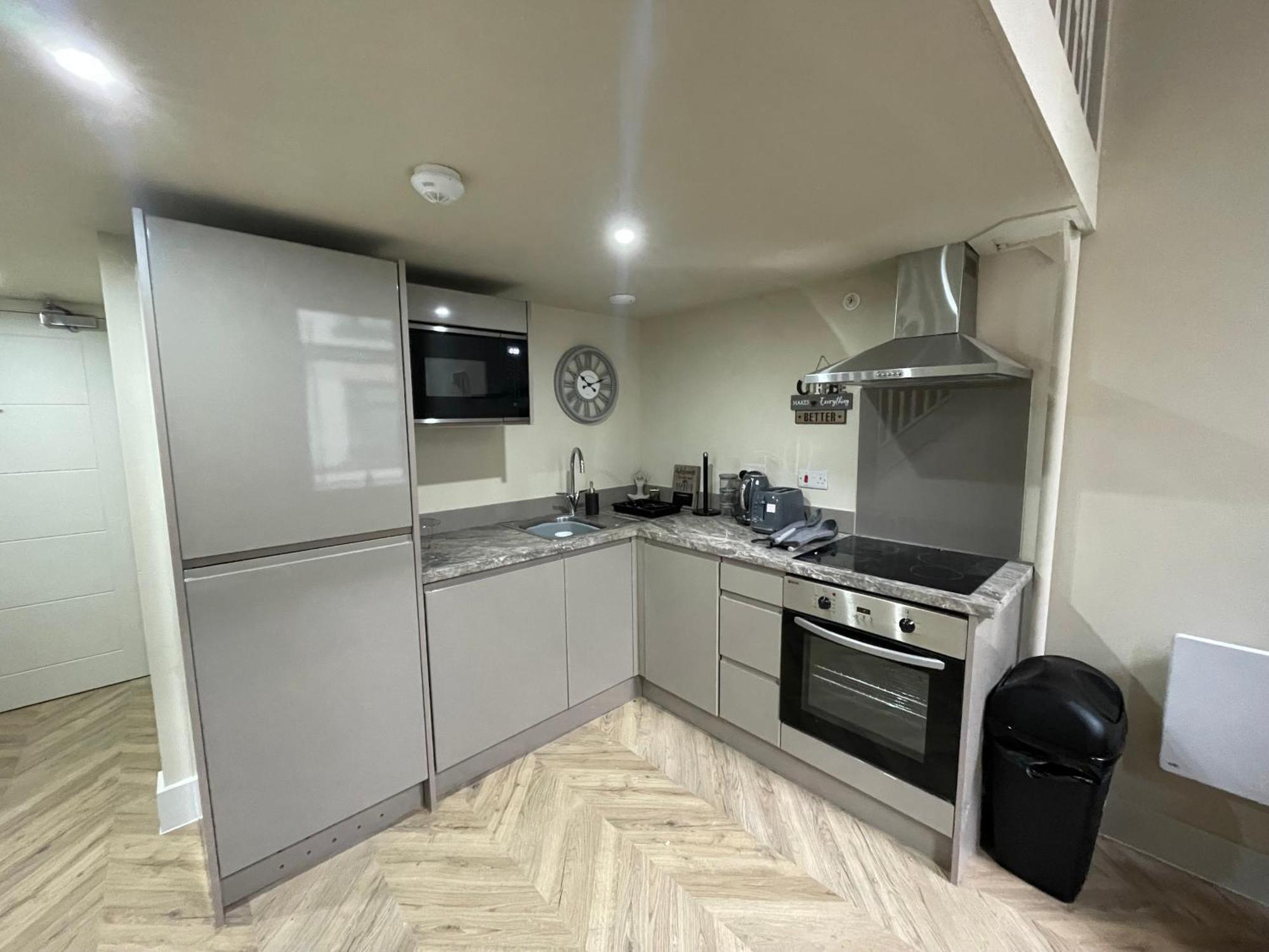 Luxury Mezzanine Apartment In Central Leeds Central Station ภายนอก รูปภาพ