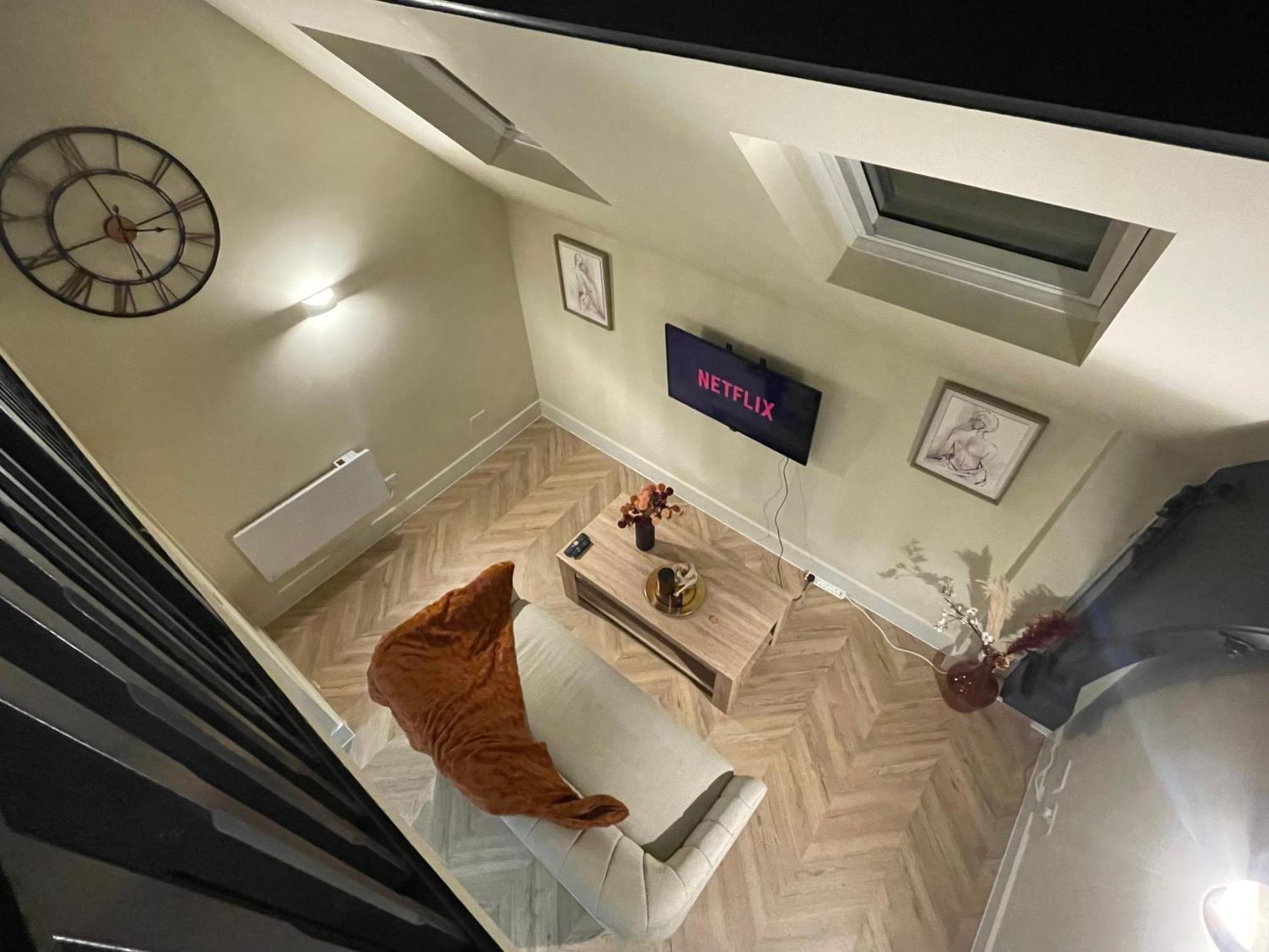 Luxury Mezzanine Apartment In Central Leeds Central Station ภายนอก รูปภาพ